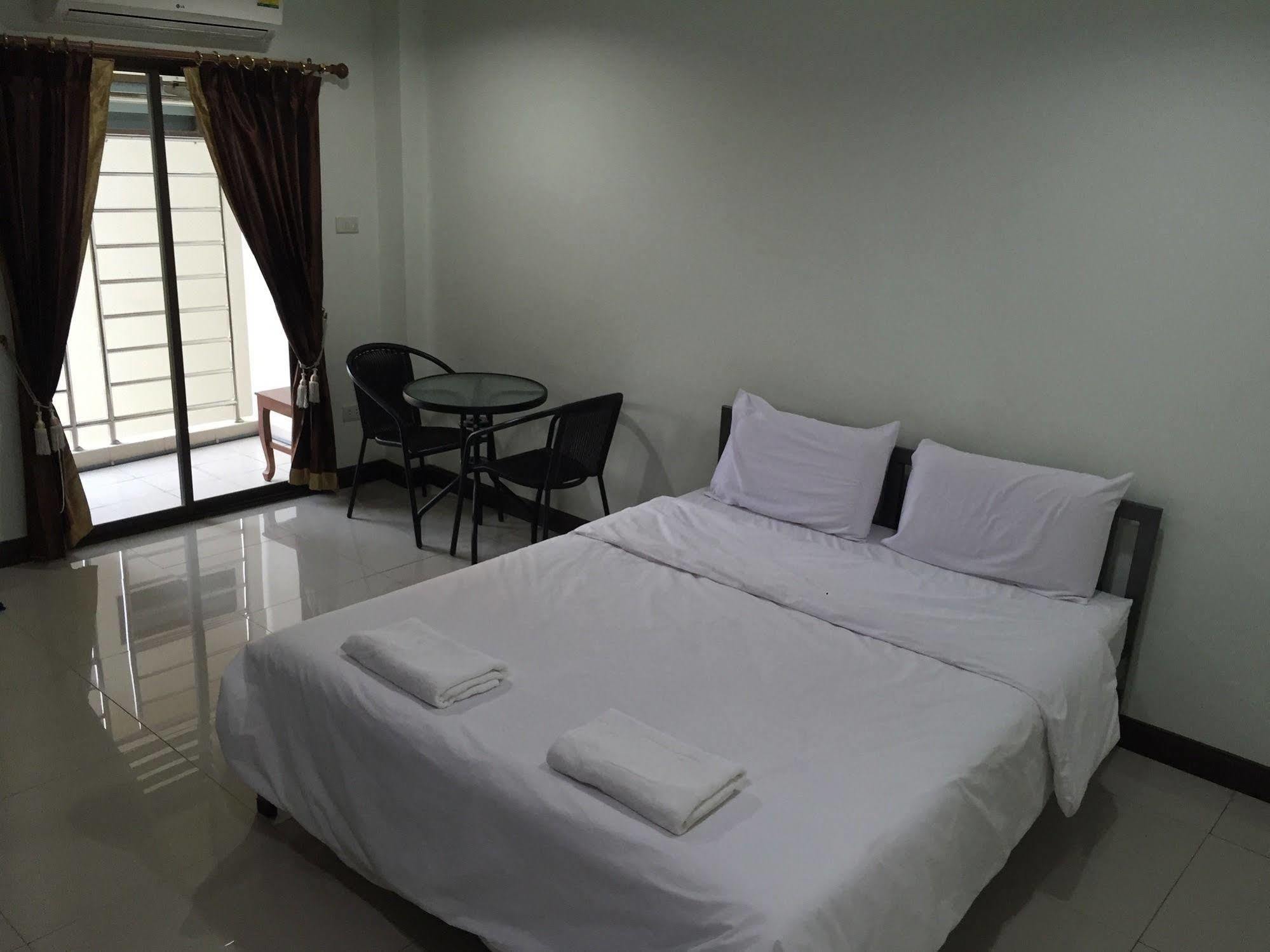 Taevaraj Place Phra Nakhon Si Ayutthaya Zewnętrze zdjęcie